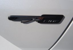 2020 Kia Stinger - Image 19