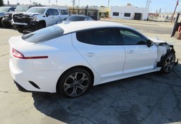 2020 Kia Stinger - Image 10