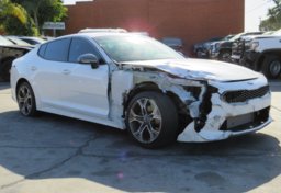 2020 Kia Stinger - Image 4