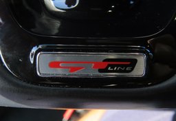 2020 Kia Stinger - Image 40
