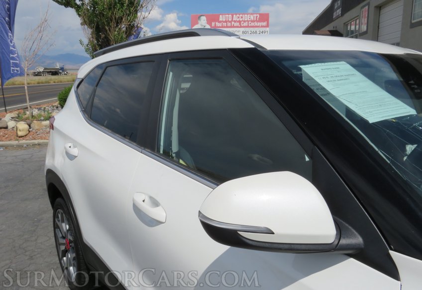 2021 Kia Seltos - Image 16