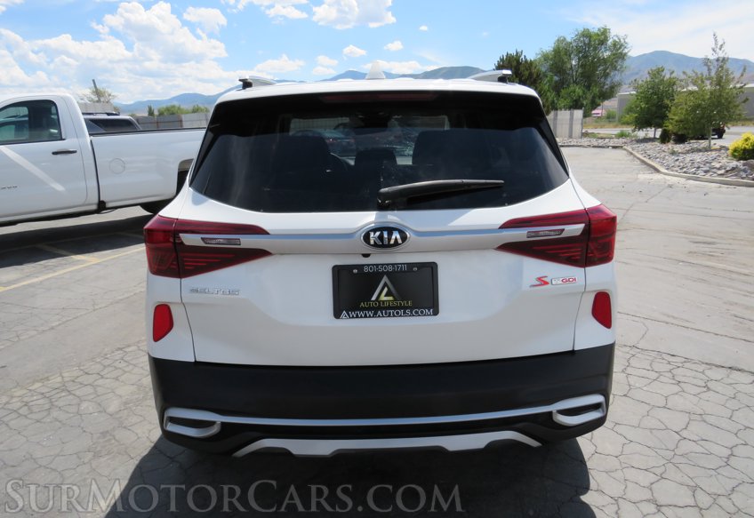 2021 Kia Seltos - Image 11