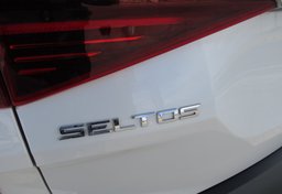 2021 Kia Seltos - Image 21