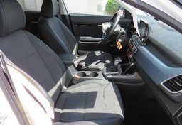 2021 Kia Seltos - Image 28