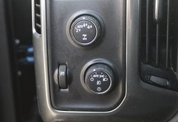 2018 Chevrolet Silverado 1500 4x4 LT - Image 36