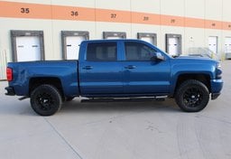 2018 Chevrolet Silverado 1500 4x4 LT - Image 13