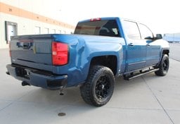 2018 Chevrolet Silverado 1500 4x4 LT - Image 11