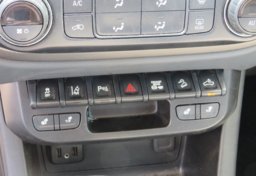 2021 Chevrolet Colorado - Image 40