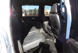 2021 GMC Sierra 2500HD - Image 31