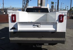 2021 GMC Sierra 2500HD - Image 10