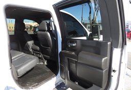 2021 GMC Sierra 2500HD - Image 23