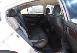 2015 Subaru Legacy - Image 31