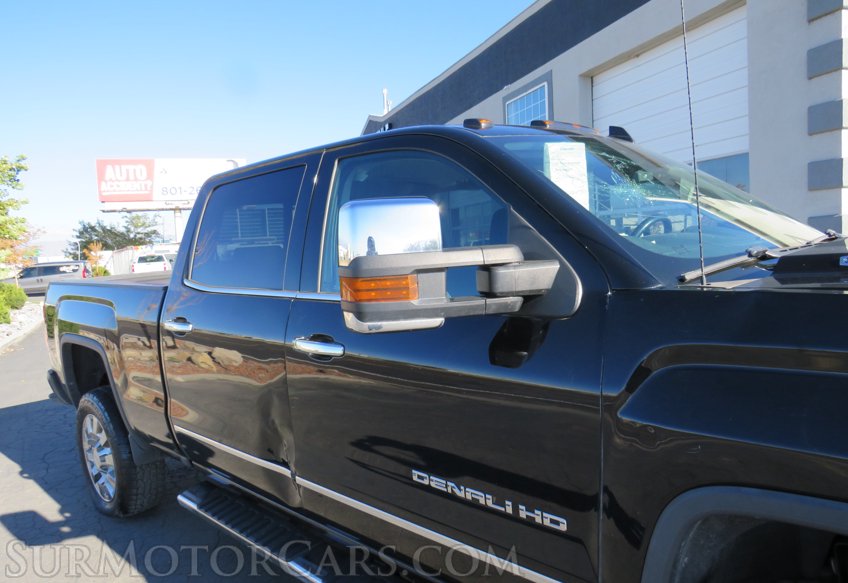 2018 GMC Sierra 2500HD - Image 11