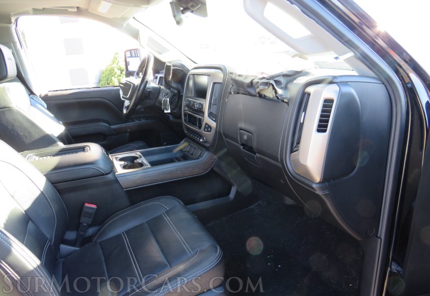 2018 GMC Sierra 2500HD - Image 26