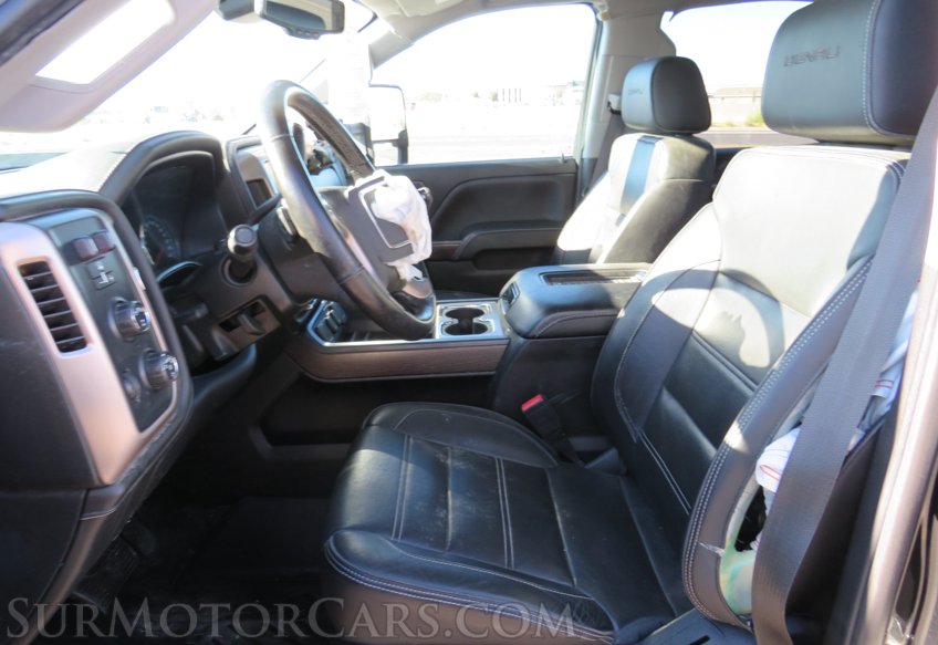 2018 GMC Sierra 2500HD - Image 24