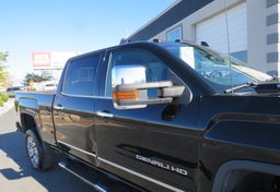 2018 GMC Sierra 2500HD - Image 11