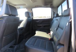 2018 GMC Sierra 2500HD - Image 30