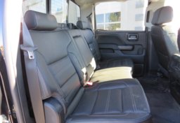 2018 GMC Sierra 2500HD - Image 31