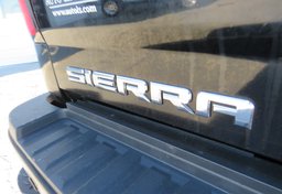 2018 GMC Sierra 2500HD - Image 19