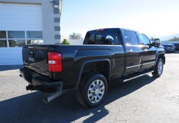 2018 GMC Sierra 2500HD - Image 7