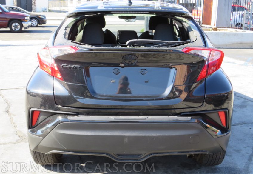 2020 Toyota C-HR - Image 12