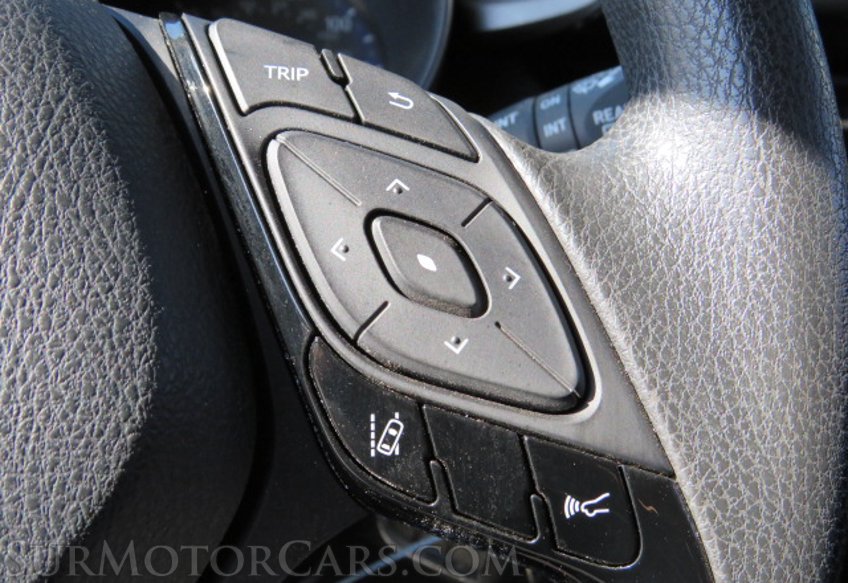 2020 Toyota C-HR - Image 32