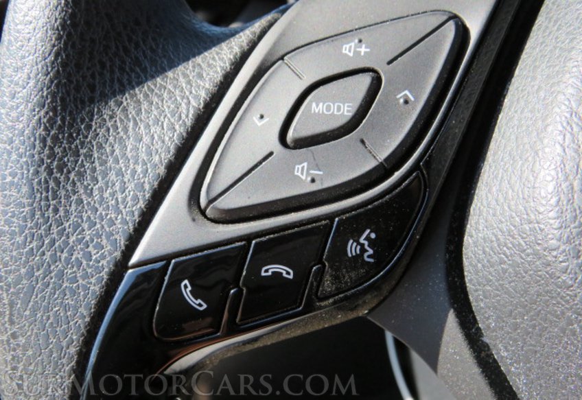 2020 Toyota C-HR - Image 31