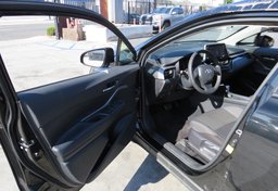 2020 Toyota C-HR - Image 18