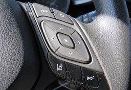 2020 Toyota C-HR - Image 32