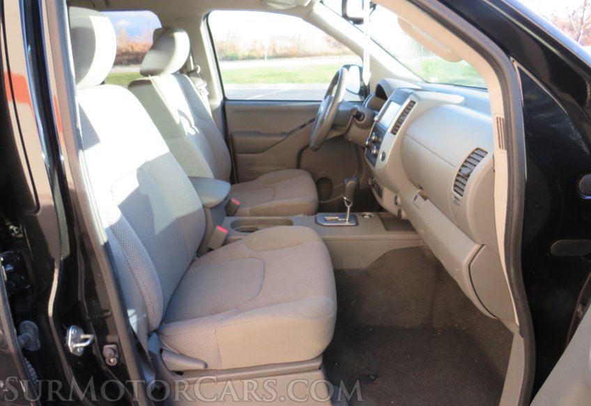 2020 Nissan Frontier - Image 30