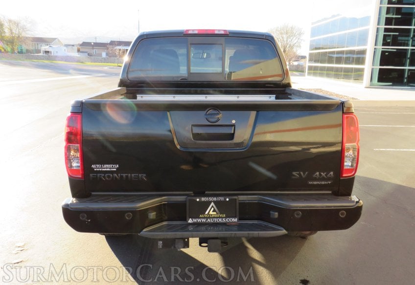 2020 Nissan Frontier - Image 12