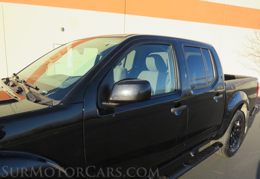 2020 Nissan Frontier - Image 13