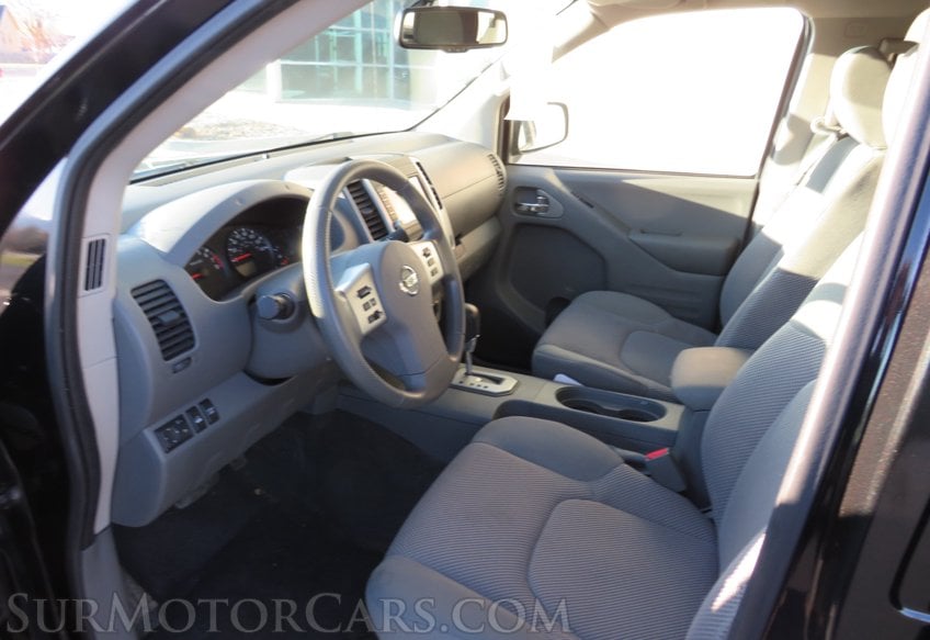 2020 Nissan Frontier - Image 32