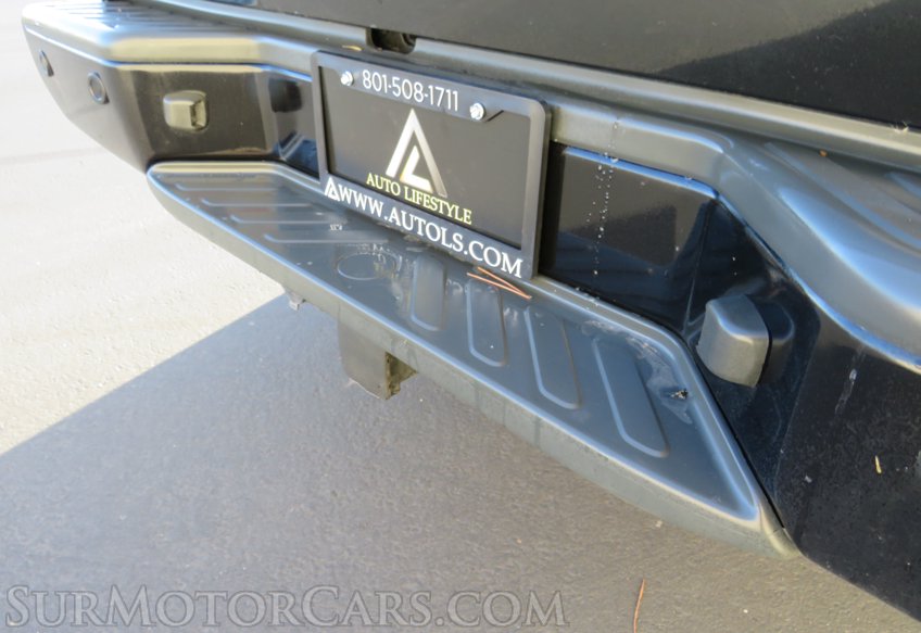 2020 Nissan Frontier - Image 24