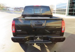 2020 Nissan Frontier - Image 12