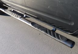 2020 Nissan Frontier - Image 23