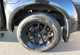 2020 Nissan Frontier - Image 64