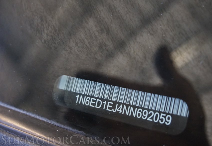 2022 Nissan Frontier - Image 64