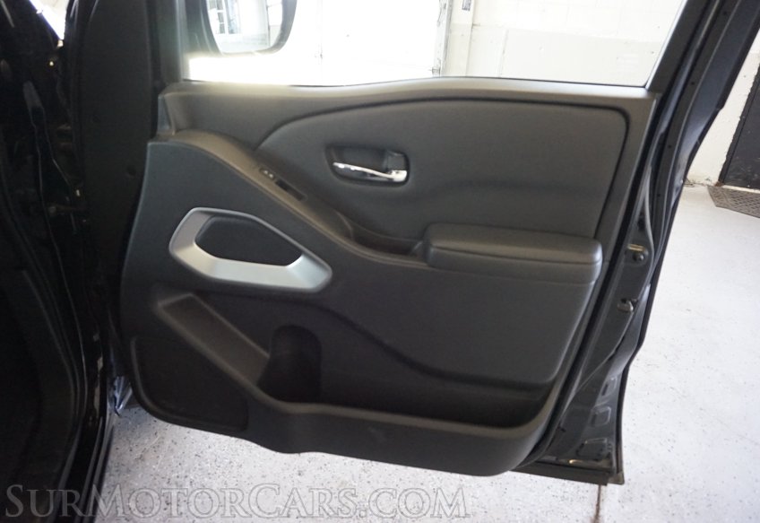 2022 Nissan Frontier - Image 41