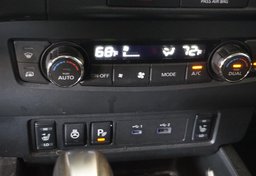 2022 Nissan Frontier - Image 57