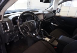 2022 Nissan Frontier - Image 30