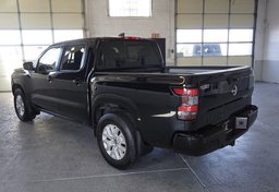 2022 Nissan Frontier - Image 7