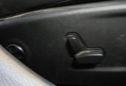 2017 Chrysler 300 - Image 39