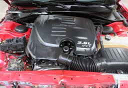 2017 Chrysler 300 - Image 42