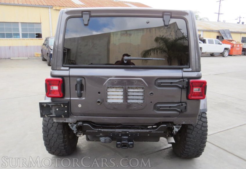 2020 Jeep Wrangler Unlimited - Image 12