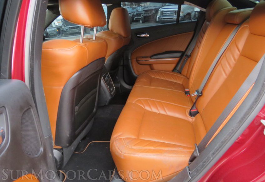 2020 Dodge Charger - Image 29