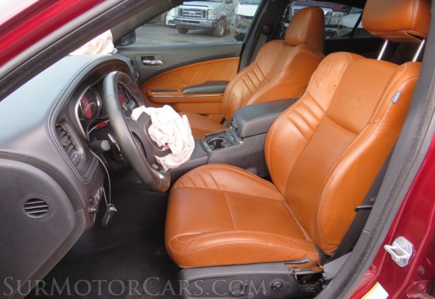 2020 Dodge Charger - Image 23