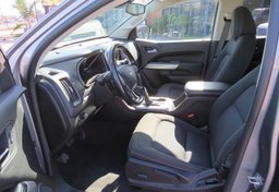 2020 Chevrolet Colorado - Image 25