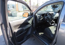 2020 Chevrolet Colorado - Image 19
