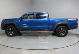 Thumbnail of 2016 Toyota Tacoma
